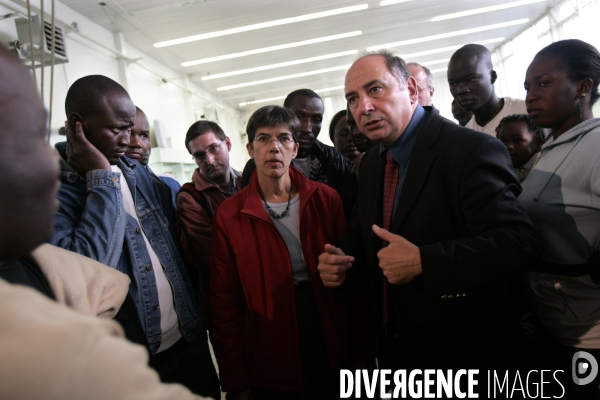 Evacuation des squatteurs du gymnase de cachan.