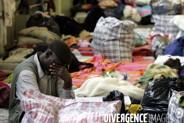 Evacuation des squatteurs du gymnase de cachan.