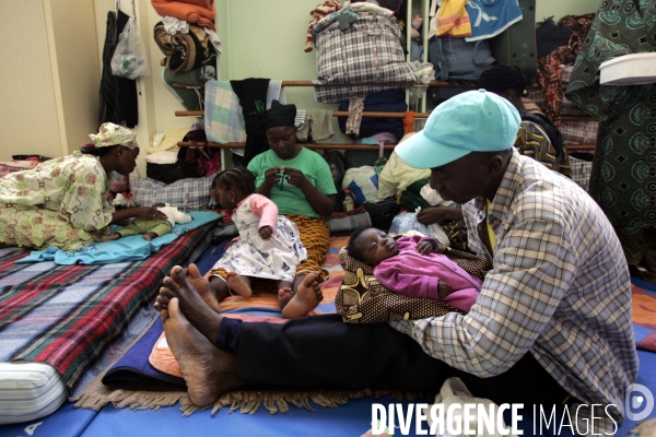 Evacuation des squatteurs du gymnase de cachan.
