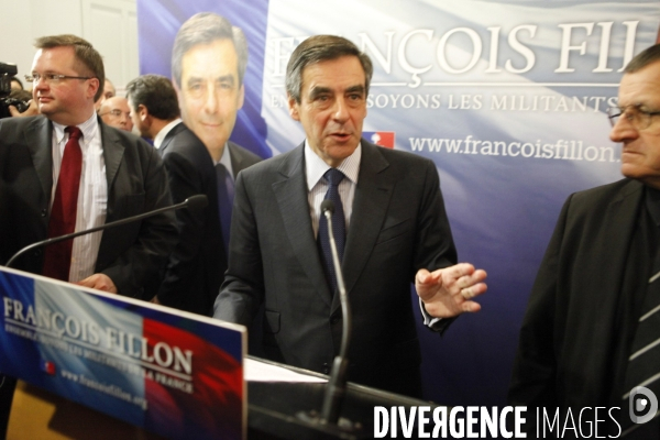 Conférence de presse de François FILLON pour annoncer la création d un nouveau groupe parlementaire, le  Rassemblement UMP .