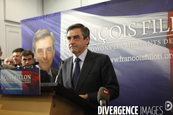 Conférence de presse de François FILLON pour annoncer la création d un nouveau groupe parlementaire, le  Rassemblement UMP .