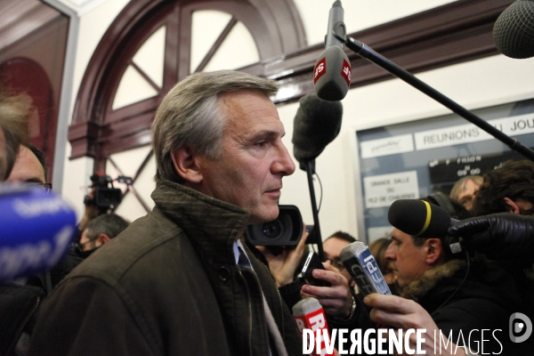 Conférence de presse de François FILLON pour annoncer la création d un nouveau groupe parlementaire, le  Rassemblement UMP .