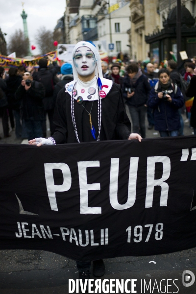 Manifestation   mariage pour tous .