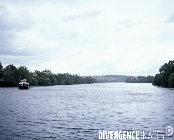 Villeneuve-le-Roi,, la Seine vers Ablon