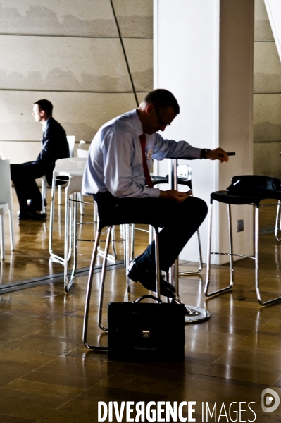 Le travail des cadres ; la vie de bureau