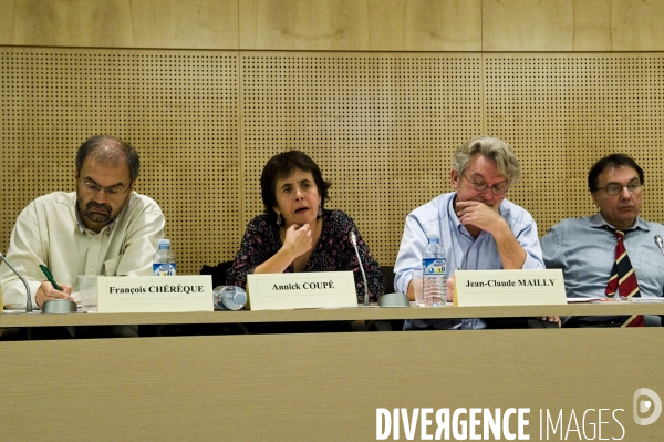 Rencontre des dirigeants des huit principales centrales syndicales / meeting of eight major trade unions s leaders