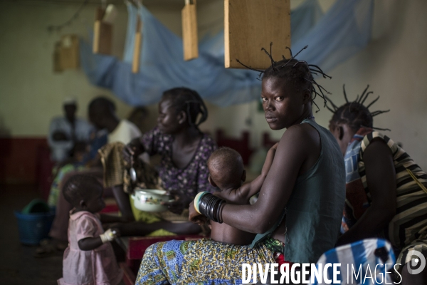 Hopital de paoua, en republique centrafricaine, gere par msf.