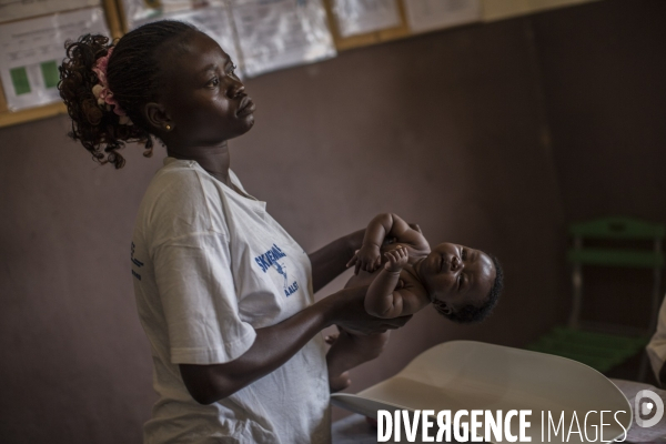 Hopital de paoua, en republique centrafricaine, gere par msf.