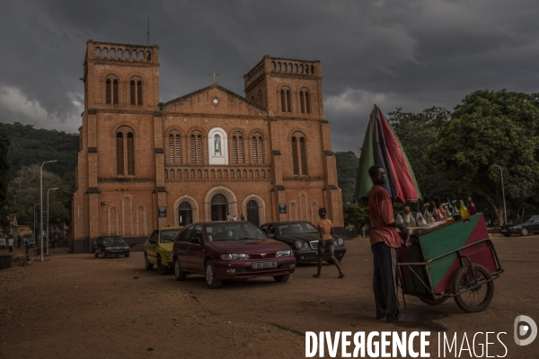 Vie quotidienne a bangui, capitale de la republique centrafricaine.