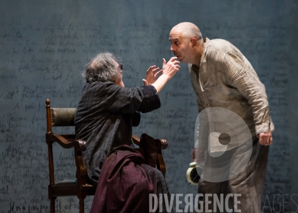 Fin de partie de Samuel Beckett - mise en scène Alain Françon