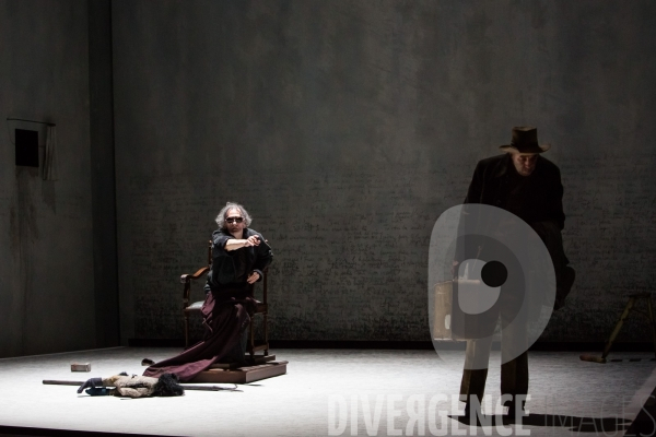 Fin de partie de Samuel Beckett - mise en scène Alain Françon