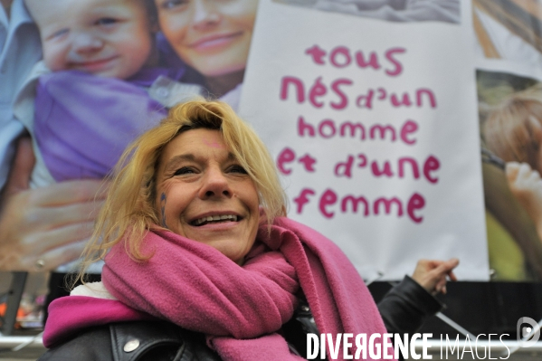 Frigide barjot co organisatrice de la manif pour tous.