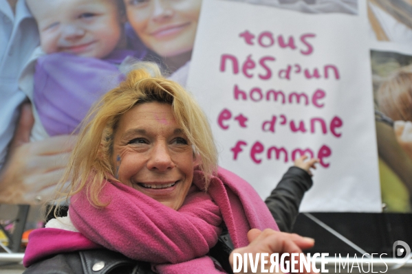 Manif pour tous contre le mariage et l adoption homosexuel.