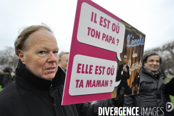 Manif pour tous contre le mariage et l adoption homosexuel.