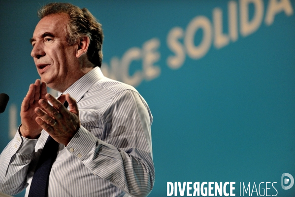 Francois bayrou en meeting a caen