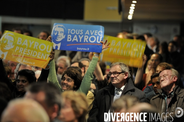 Francois bayrou en meeting a caen