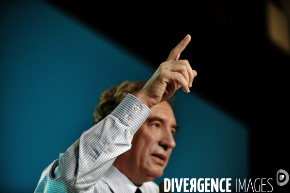 Francois bayrou en meeting a caen