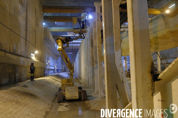 Travaux de prolongement de la ligne 12 du metro parisien