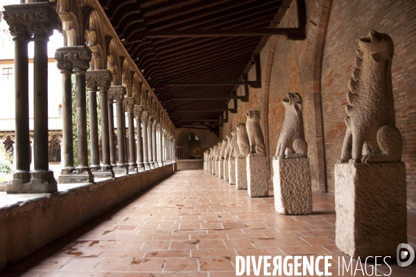 Illustration: le musée des Augustins à Toulouse, situé dans l ancien couvent des Augustins abandonné à la révolution française. Ce musée abrite d importantes collections de peintures et de sculptures