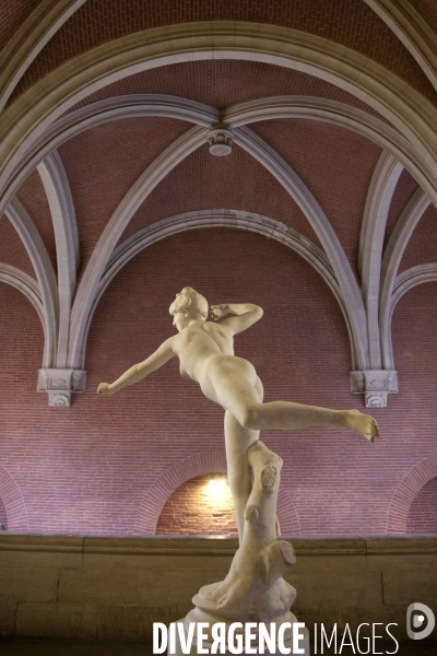 Illustration: le musée des Augustins à Toulouse, situé dans l ancien couvent des Augustins abandonné à la révolution française. Ce musée abrite d importantes collections de peintures et de sculptures