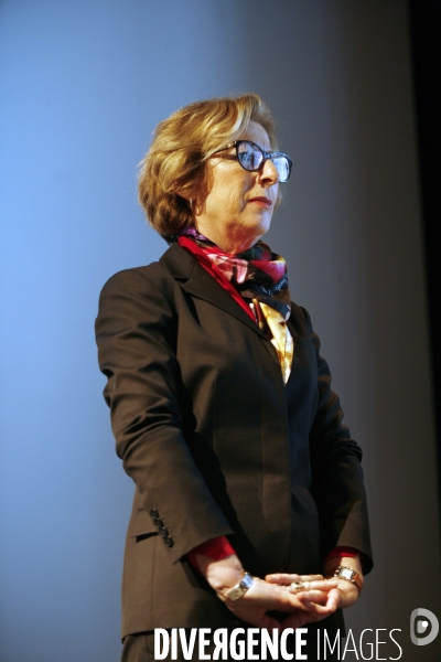 Geneviève FIORASO chez Airbus