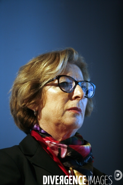 Geneviève FIORASO chez Airbus