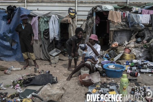 La decharge d  andralanitra, a madagascar.