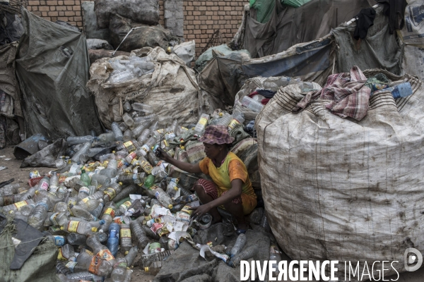 La decharge d  andralanitra, a madagascar.