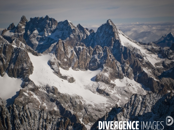 Rando alpinisme aux Écrins : les neiges du Dôme à  4000 