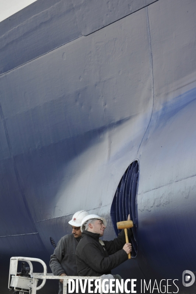 Les Mega-Yachts se refont une beaute a La Ciotat