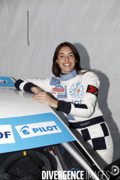 Margot LAFFITE chroniqueuse sportive à Canal Plus, pour la F1.