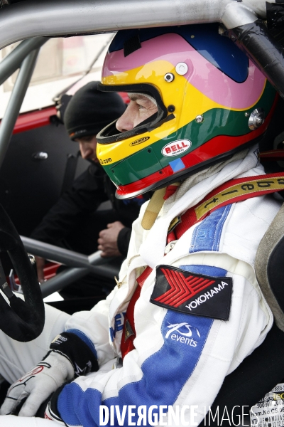 Jacques VILLENEUVE chroniqueur sportif sur Canal Plus, pour la F1