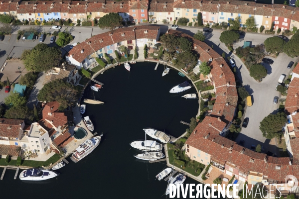 Vue aérienne du golfe de Saint Tropez