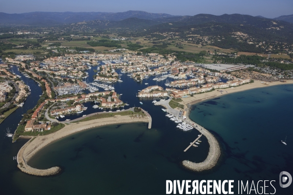 Vue aérienne du golfe de Saint Tropez