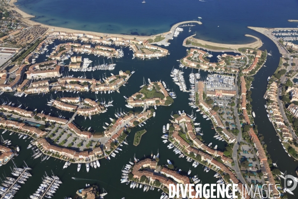 Vue aérienne du golfe de Saint Tropez