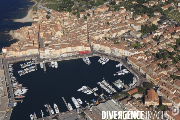 Vue aérienne du golfe de Saint Tropez