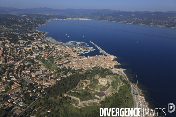 Vue aérienne du golfe de Saint Tropez