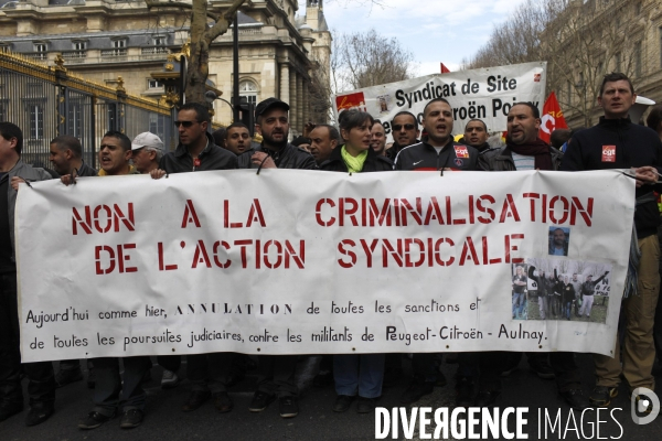 Manifestation contre l accord de  Sécurisation de l Emploi  à l appel de la CGT et de FO