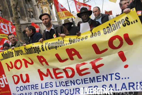 Manifestation contre l accord de  Sécurisation de l Emploi  à l appel de la CGT et de FO
