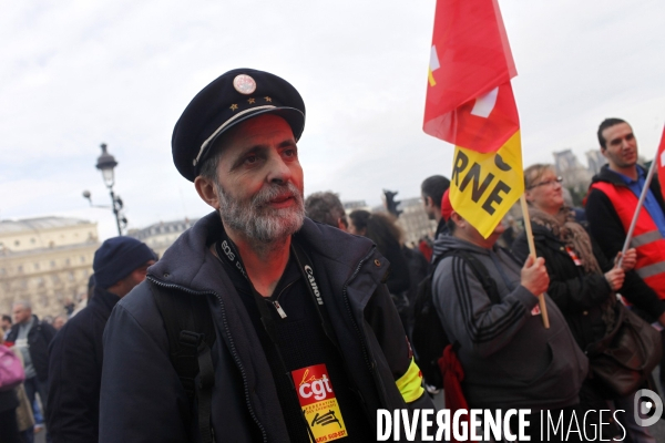 Manifestation contre l accord de  Sécurisation de l Emploi  à l appel de la CGT et de FO