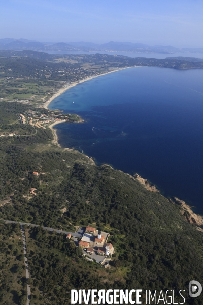 Vue aérienne du golfe de Saint Tropez