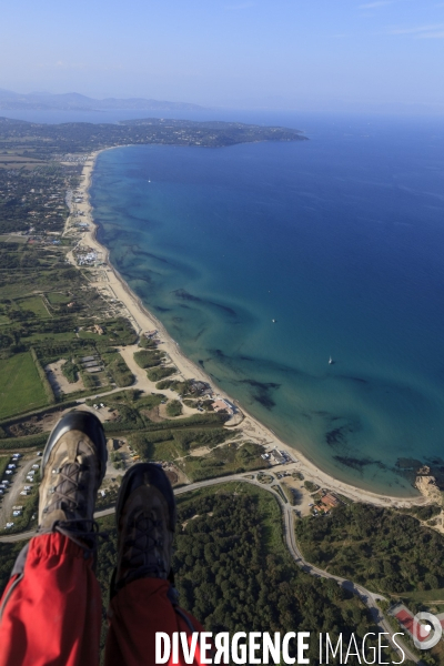 Vue aérienne du golfe de Saint Tropez
