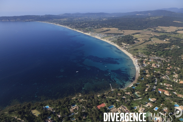 Vue aérienne du golfe de Saint Tropez