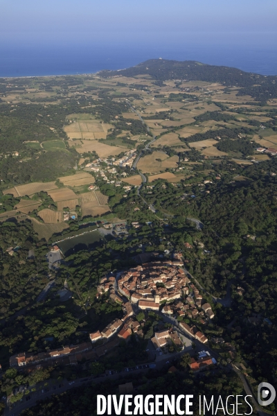 Vue aérienne du golfe de Saint Tropez