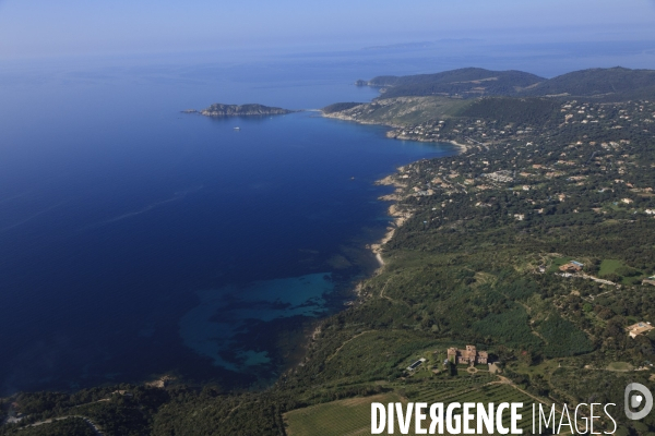 Vue aérienne du golfe de Saint Tropez