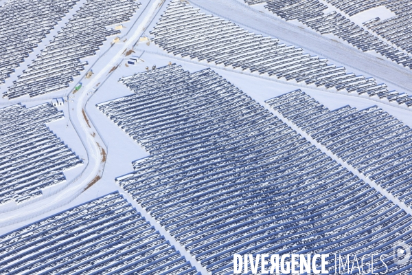 Vue aerienne de Provence sous la neige