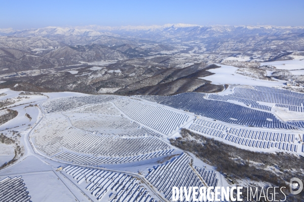 Vue aerienne de Provence sous la neige