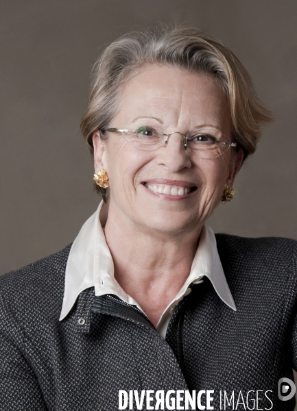 Michèle alliot-marie - femme politique francaise -ministre