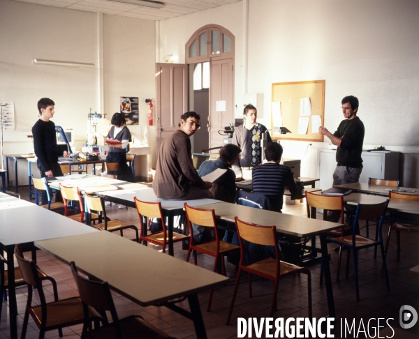 Lycee Thiers, Marseille, élèves et professeur