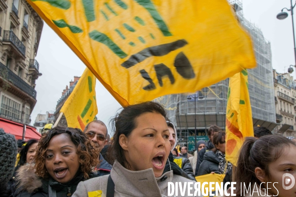 Manifestation contre les expulsions locatives et pour la baisse des loyers.